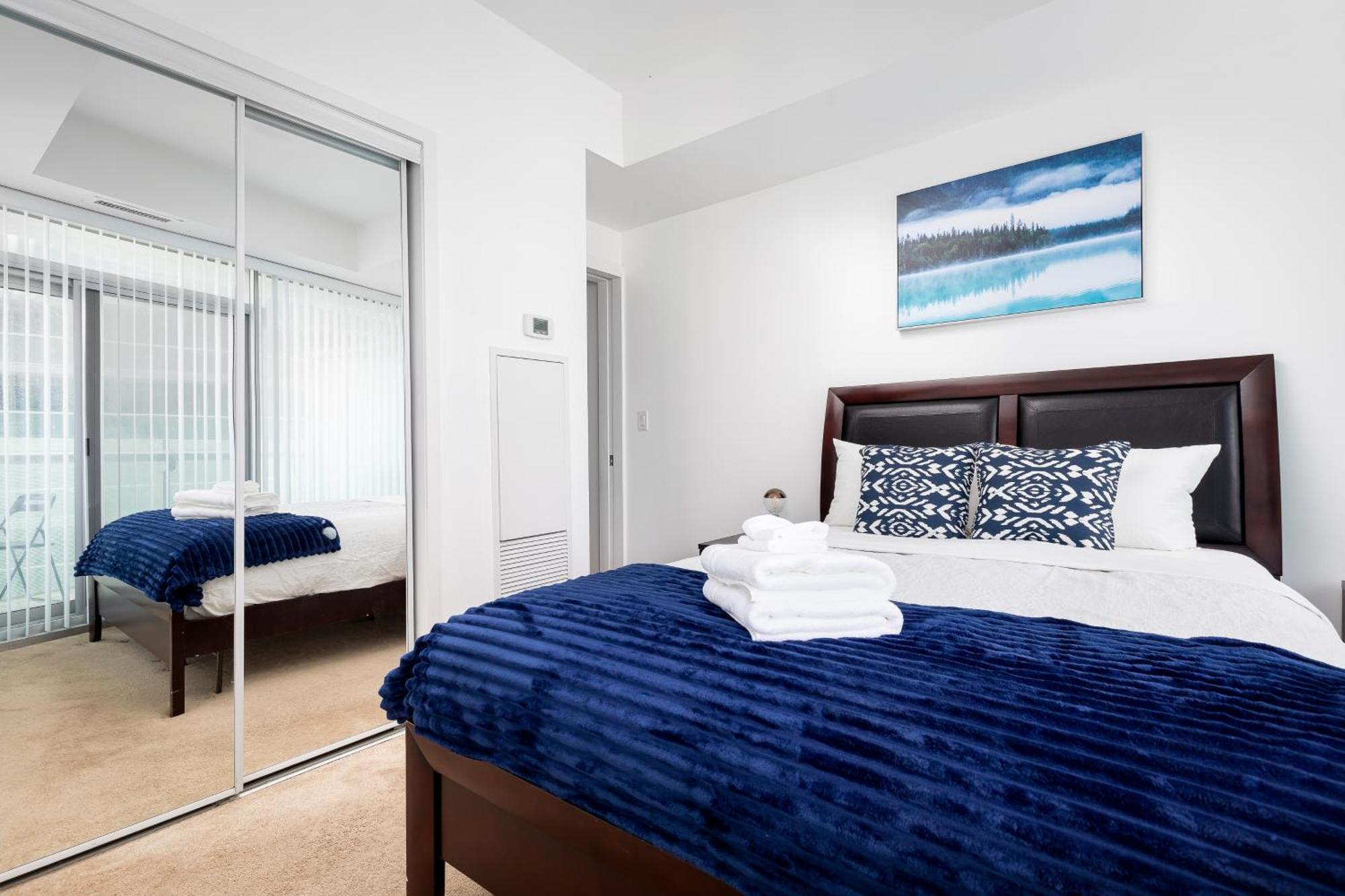 Downtown Toronto Condo Near Cn Tower, Scotiabank Arena, Rogers Centre, Union Station Exterior foto